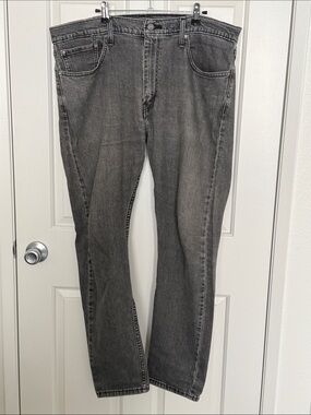 Levi's Men's Straight Jeans in Charcoal Gray